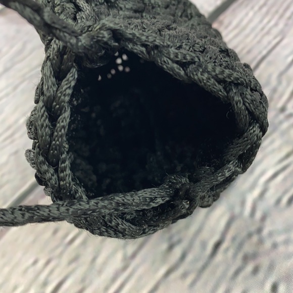 Beautifully Simple Black Crochet Shoulder/Crossbody Bag - Picture 10 of 17